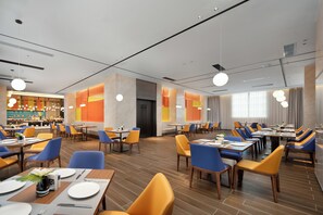 Restaurant - Hampton by HiltonFoshan Nanhai  (Foshan)