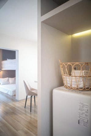 1 Schlafzimmer, Verdunkelungsvorhänge, schallisolierte Zimmer