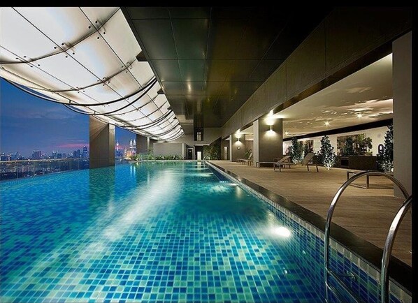 Piscina a l'aire lliure 