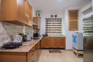 Apartment | Private kitchen - 2 Bed Luxury Apartment in Oniru Vi Lagos (Lagos)