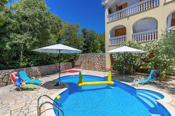 Outdoor pool - Pool House Franjo (Dobrinj)