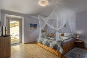 2 bedrooms, iron/ironing board, free WiFi, bed sheets - Pool House Franjo (Dobrinj)