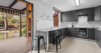 San Lameer Villa 1906