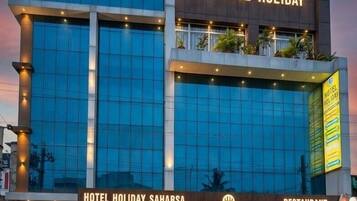 Fachada da propriedade