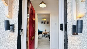 Exterior - Pengam House (Cardiff)