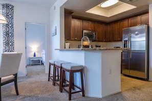 Fridge, microwave, oven, stovetop - Modern Retreat in Ahwatukee, Heated Pool, Spa, Gym (Phoenix)