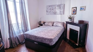4 bedrooms, desk, iron/ironing board, travel crib - Quiet house between Disneyland and Paris (Villiers-sur-Marne)