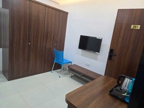 Wardrobe - DatsunG Studios (Pune)