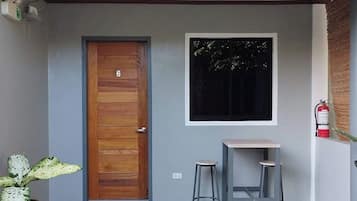 Standard Room, Balcony, Garden View | Teres/patio