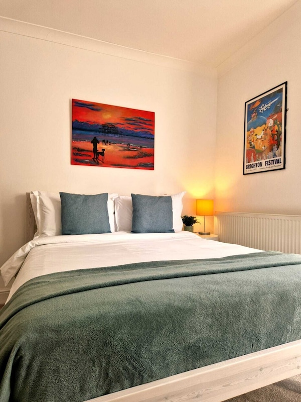Upper Rock Brighton Guest House - Brighton and Hove