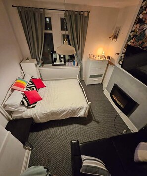 Leilighet | 2 soverom, wi-fi (inkludert) og sengetøy