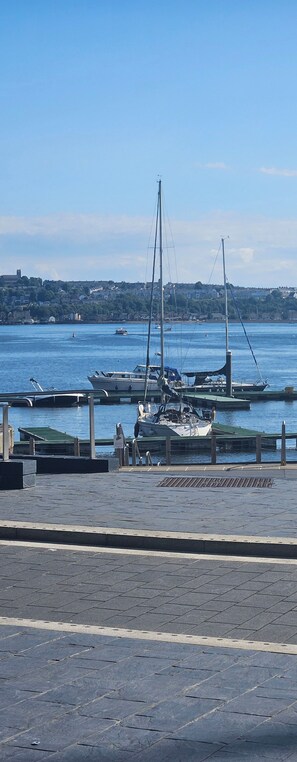 Apartment | Marina - Cardiff Cozy Apartment With 2 Bedrooms (Cardiff)