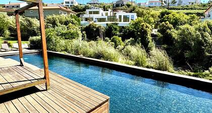 Enchanting 7-bedroom Villa in Ericeira with AC, WiFi