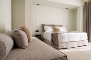 5 bedrooms, minibar, soundproofing