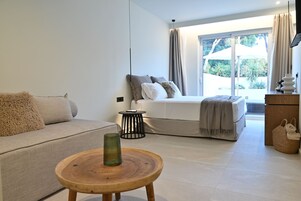 Suite with terrace 102 | 5 多间卧室、迷你吧、隔音