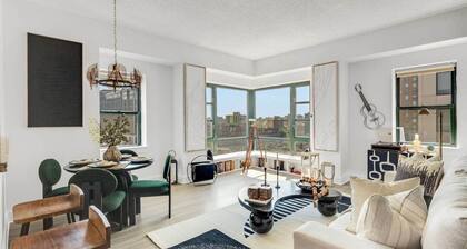 Penthouse Perfection: with Unmatched Skyline Views