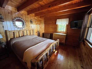 2 多间卧室、熨斗/熨衣板、免费 WiFi、床单