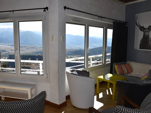 Grand appartement 7 pers en centre-ville de Font-Romeu avec vue sur les Pyrénées