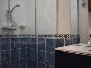 Hair dryer - Spacious apartment for 7 in Font-Romeu center with Pyrenees view (Font-Romeu-Odeillo-Via)
