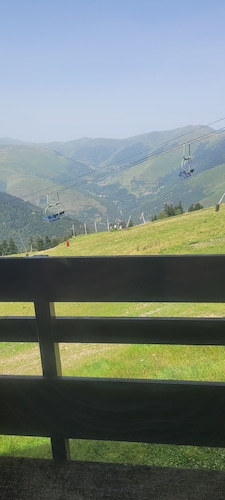 Appartement 6 couchages 1800m d altitude pied des pistes.location 3 nuites mini