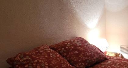 Appartement 6 couchages 1800m d altitude pied des pistes.location 3 nuites mini