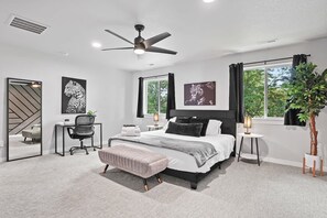 5 Schlafzimmer, Bügeleisen/Bügelbrett, Reisekinderbett, WLAN