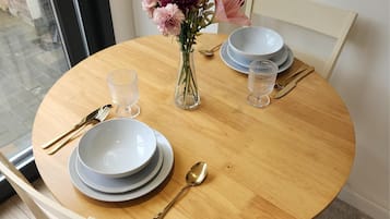 Studio | Dining