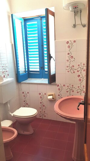 Haartrockner, Handtücher