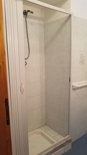 Haartrockner, Handtücher