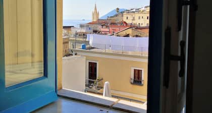 Apartment with sea view.