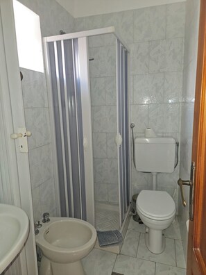 مجففات شعر، مناشف