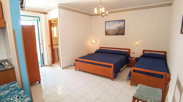 1 habitación, escritorio y wifi gratis 