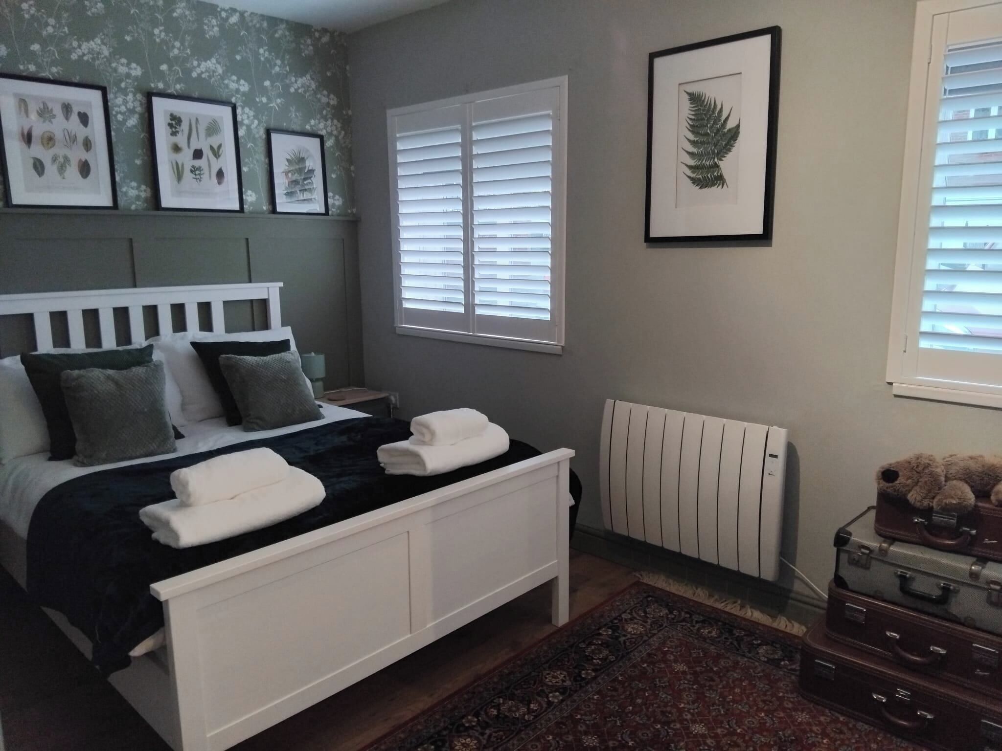 1 soverom, strykejern/-brett, wi-fi (inkludert) og sengetøy