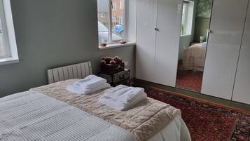 Apartemen | 1 kamar tidur, setrika/meja setrika, Wi-Fi gratis, dan seprai linen