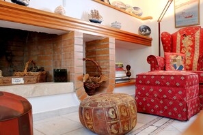 House - Ekatis Seacoast Nest (Lokroi)