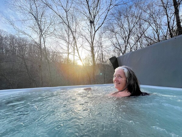 Tina de hidromasaje al aire libre