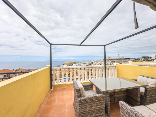 Apartment | Terrace/patio - Ocean Front Teneriffa 2 Bedroom Duplex (Adeje)
