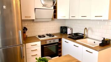 Apartment | Private kitchen | Stovetop