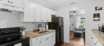 Family-Friendly Haven near Downtown - Fast Wifi