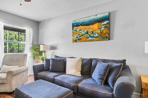 Tv, videospil, kontorer