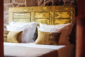 1 slaapkamer, een strijkplank/strijkijzer, internet