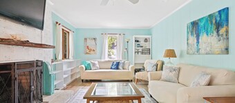 Charming 3-Bed Cabin, Near Ocean City & Assateague