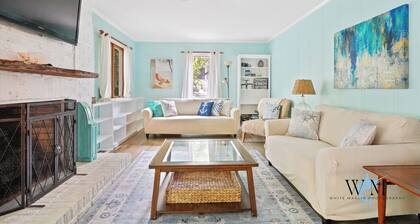 Charming 3-Bed Cabin, Near Ocean City & Assateague
