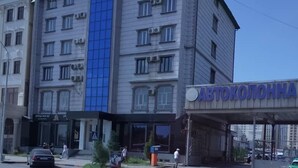 Unclassified image, 5 of 11, button - Obodhotel (Dushanbe)
