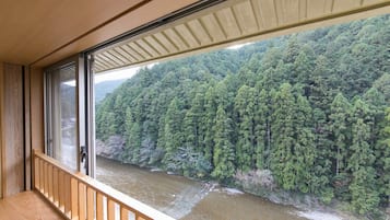 Premium Japanese Western style room(Non-Smoking) | Free WiFi