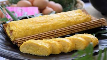อาหารเช้าแบบบุฟเฟต์