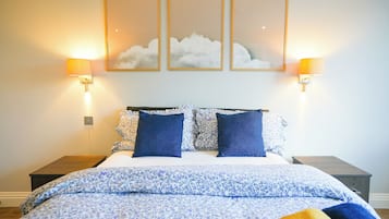 2 makuuhuonetta, silitysrauta/-lauta, Wi-Fi, vuodevaatteet