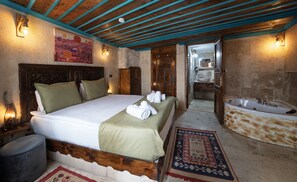 Premier Double Room Single Use, Valley View | Egyptian cotton sheets, premium bedding, minibar, in-room safe - La Vie Cappadocia Cave Hotel (Nevsehir)