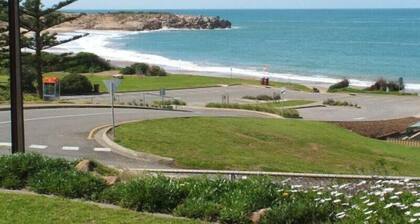 The Dolphins 2 2-10 Strangways Tce, Port Elliot