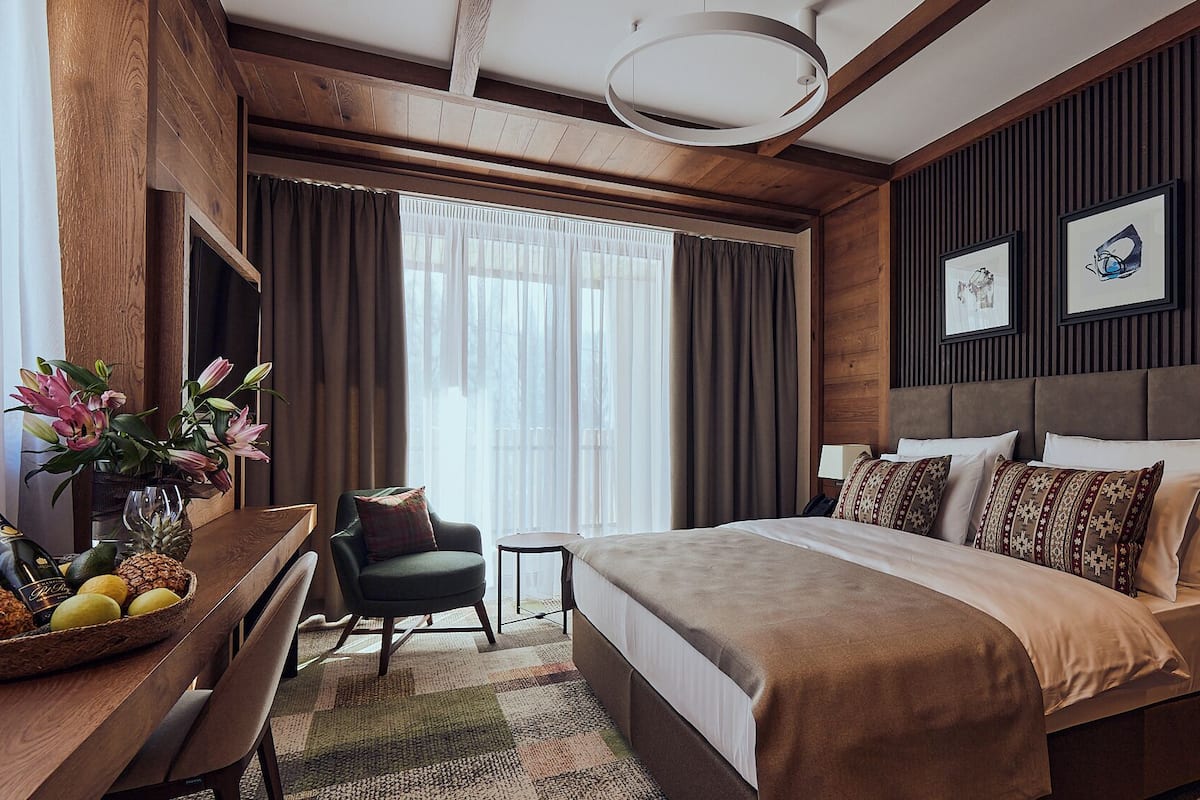 Kamar Standar, balkon | 1 kamar tidur, seprai antialergi, isi minibar gratis, dan brankas